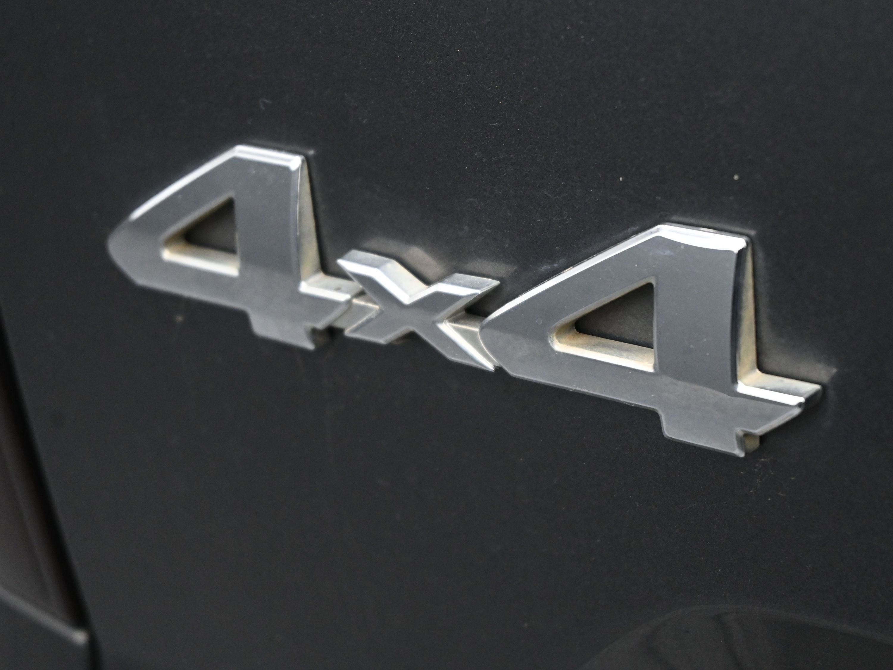 Used 2014 Toyota Tundra SR5 w/ SR5 Upgrade Package image 22