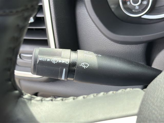 Used 2024 RAM 3500 Big Horn w/ Sport Appearance Package image 30