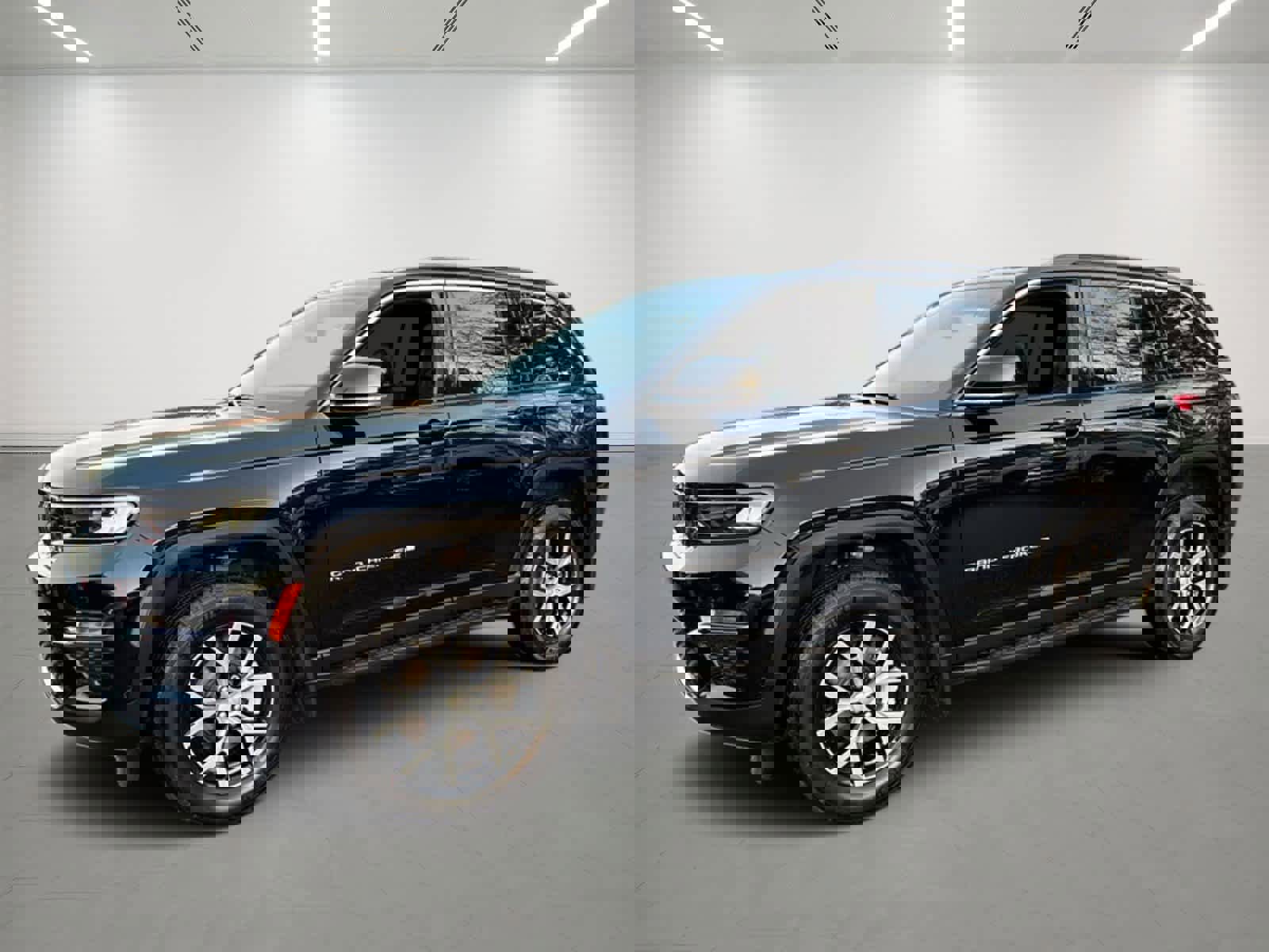 Used 2024 Jeep Grand Cherokee Limited w/ Luxury Tech Group II image 1