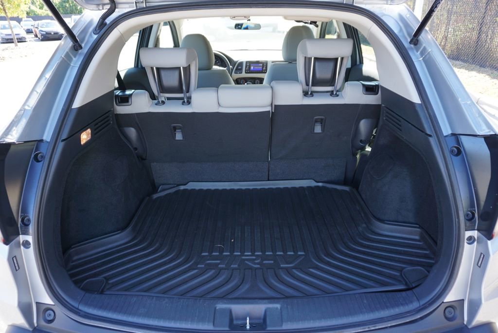 Used 2020 Honda HR-V LX image 63