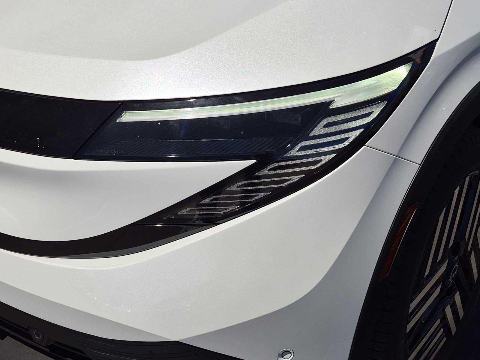 New 2026 Nissan Leaf SV+ w/ Floor Mat Package (SV+) FWD image 8