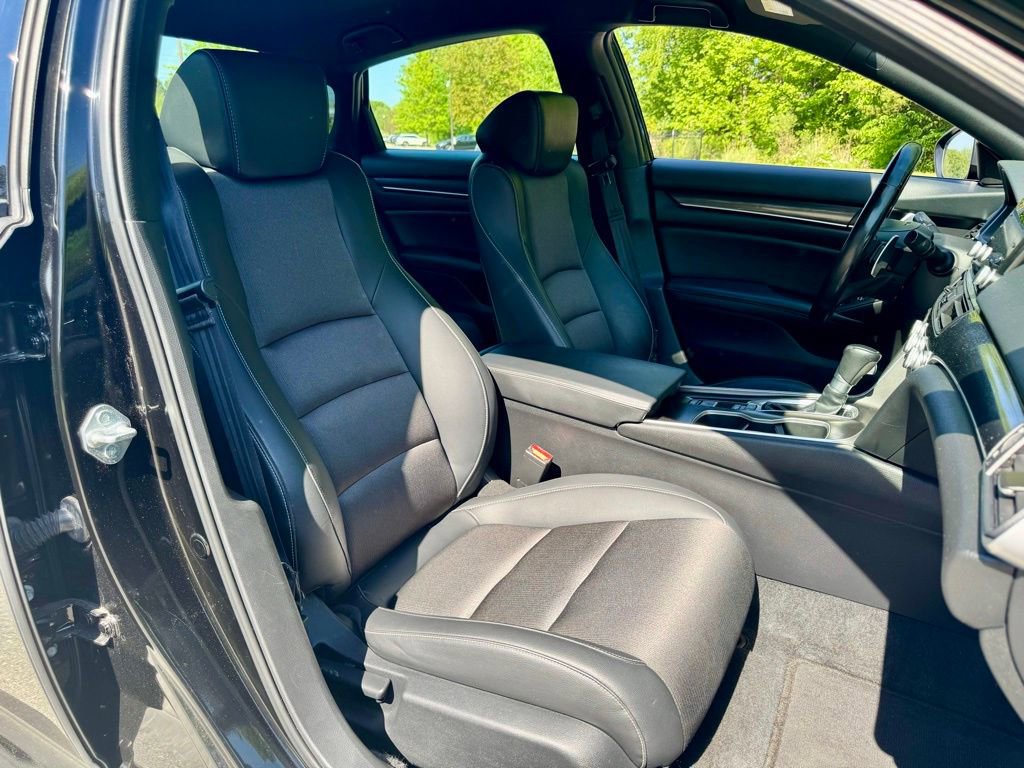 Used 2022 Honda Accord Sport image 14