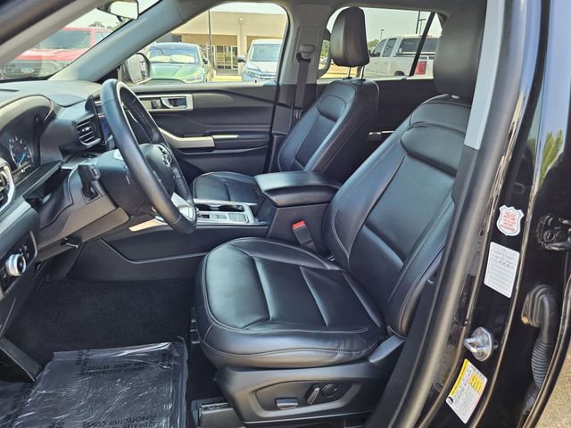 Certified 2023 Ford Explorer XLT w/ Equipment Group 202A image 12