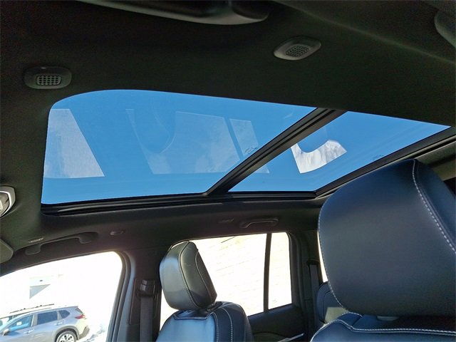 Used 2024 Jeep Grand Cherokee Limited 4xe image 14