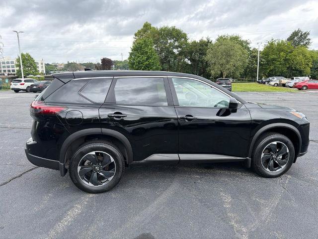 Certified 2025 Nissan Rogue SV AWD/4WD image 8