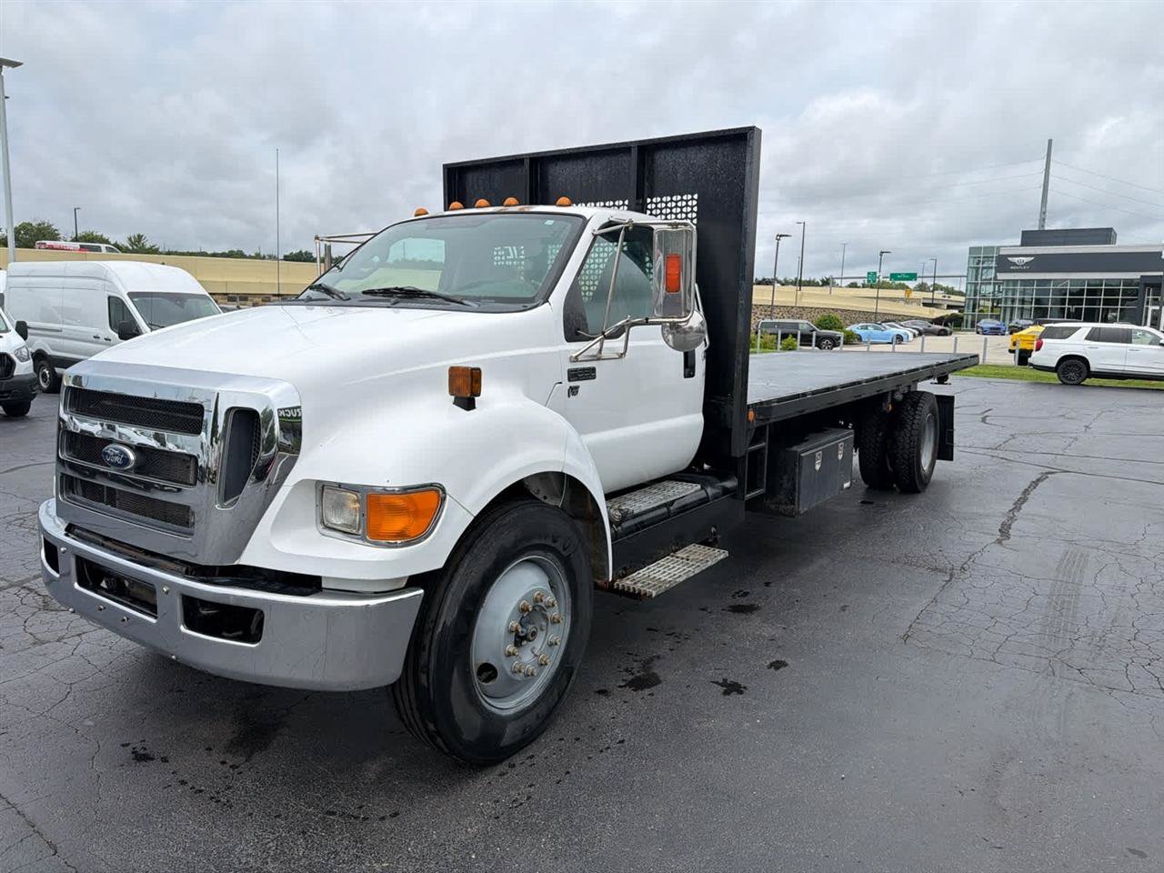 Used 2013 Ford F650 2WD Regular Cab Super Duty image 5