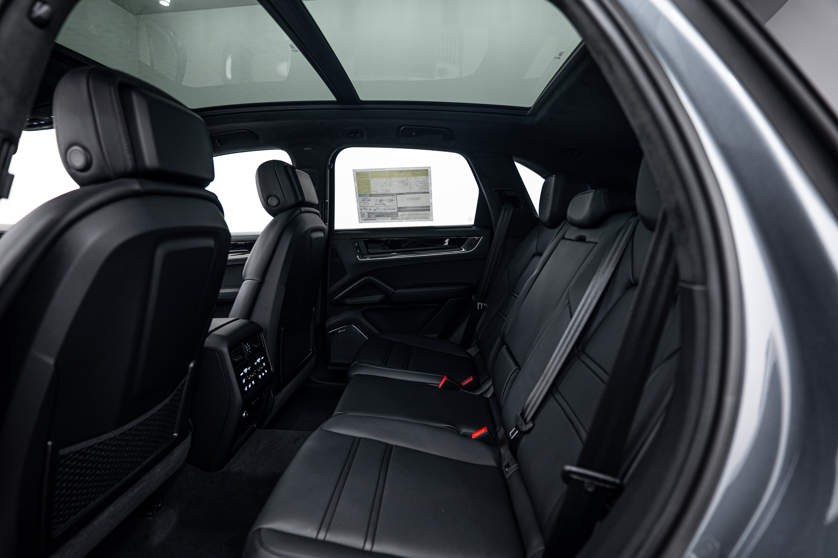 New 2026 Porsche Cayenne Turbo AWD/4WD image 24