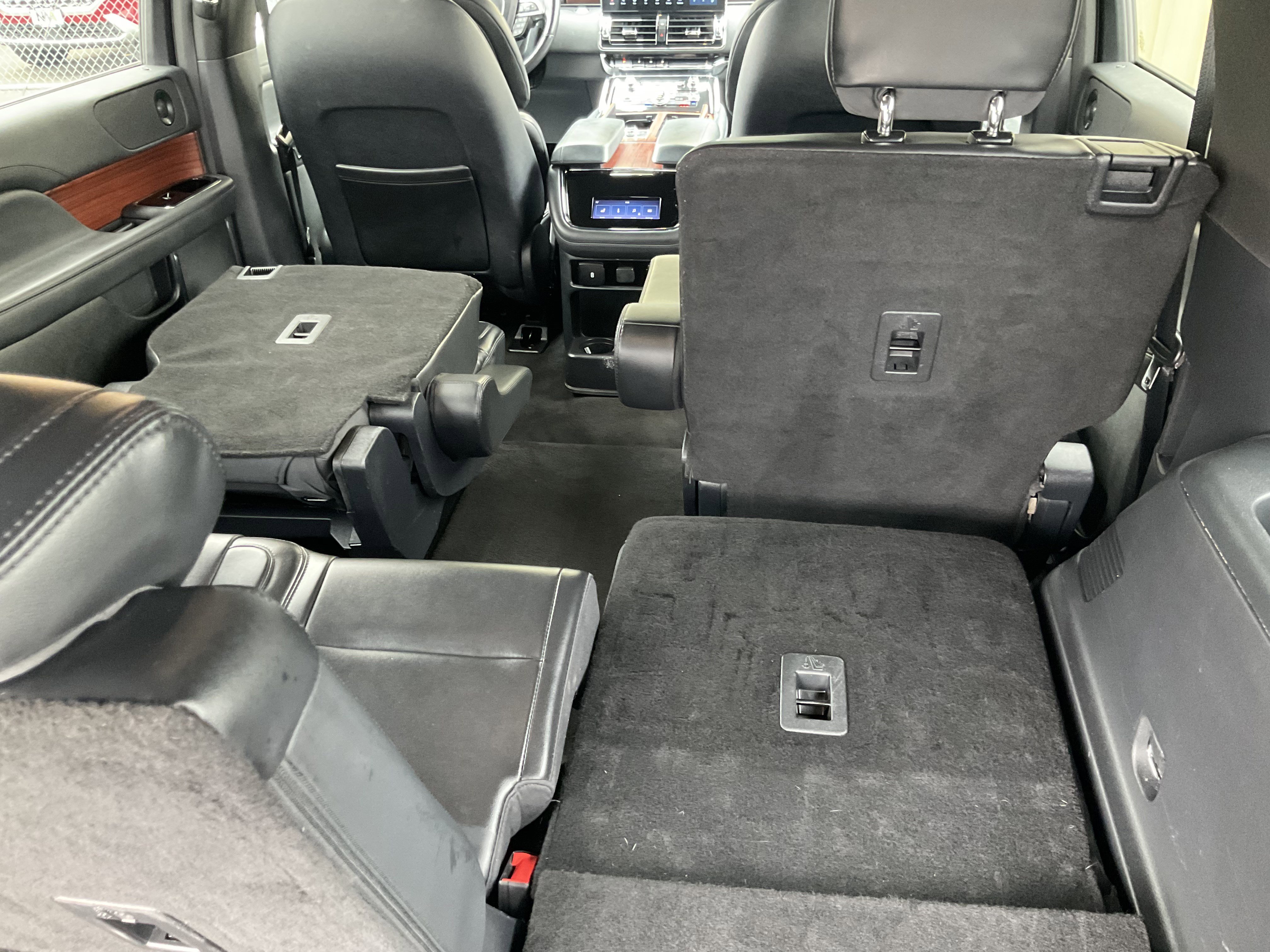 Used 2024 Lincoln Navigator L 4WD image 52
