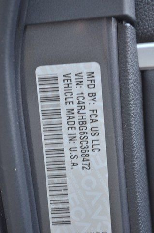 New 2025 Jeep Grand Cherokee Limited w/ Luxury Tech Group II image 11