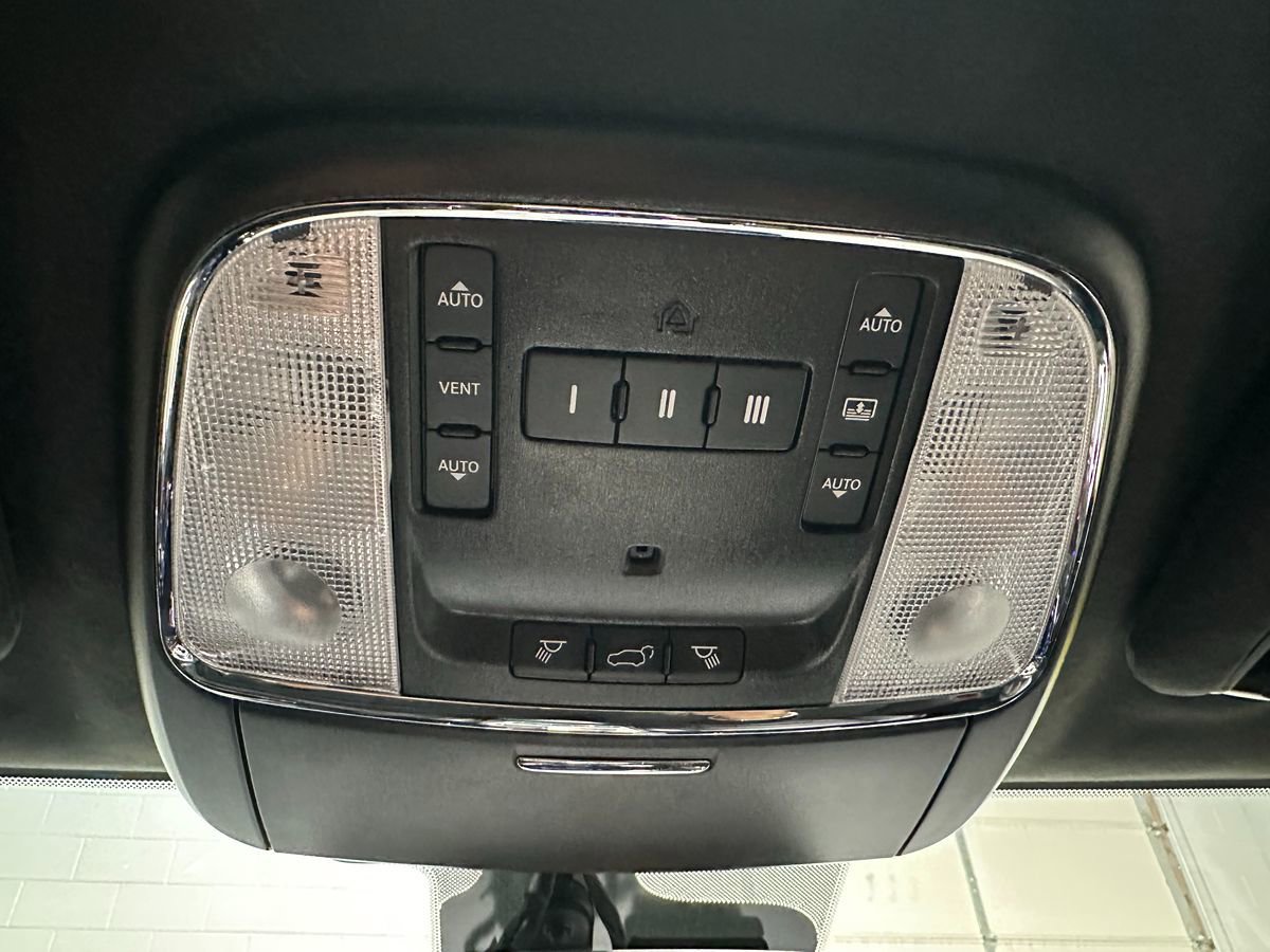 Used 2020 Jeep Grand Cherokee SRT AWD/4WD image 51