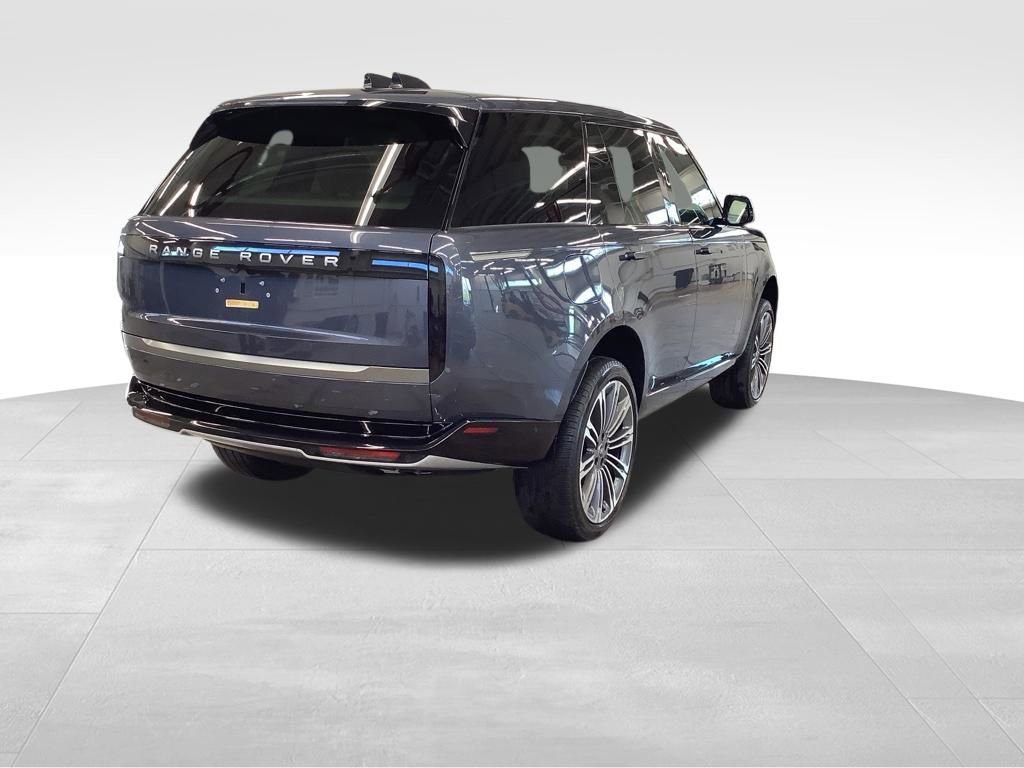 Used 2024 Land Rover Range Rover SE AWD/4WD image 6