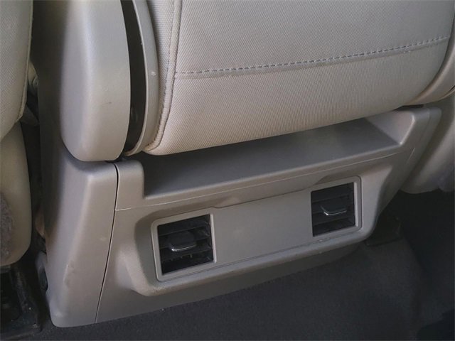 Used 2020 Chevrolet Silverado 1500 LT image 13