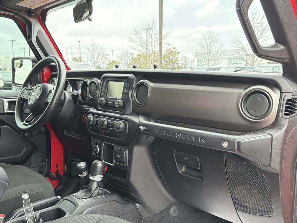 Used 2019 Jeep Wrangler Sport image 15