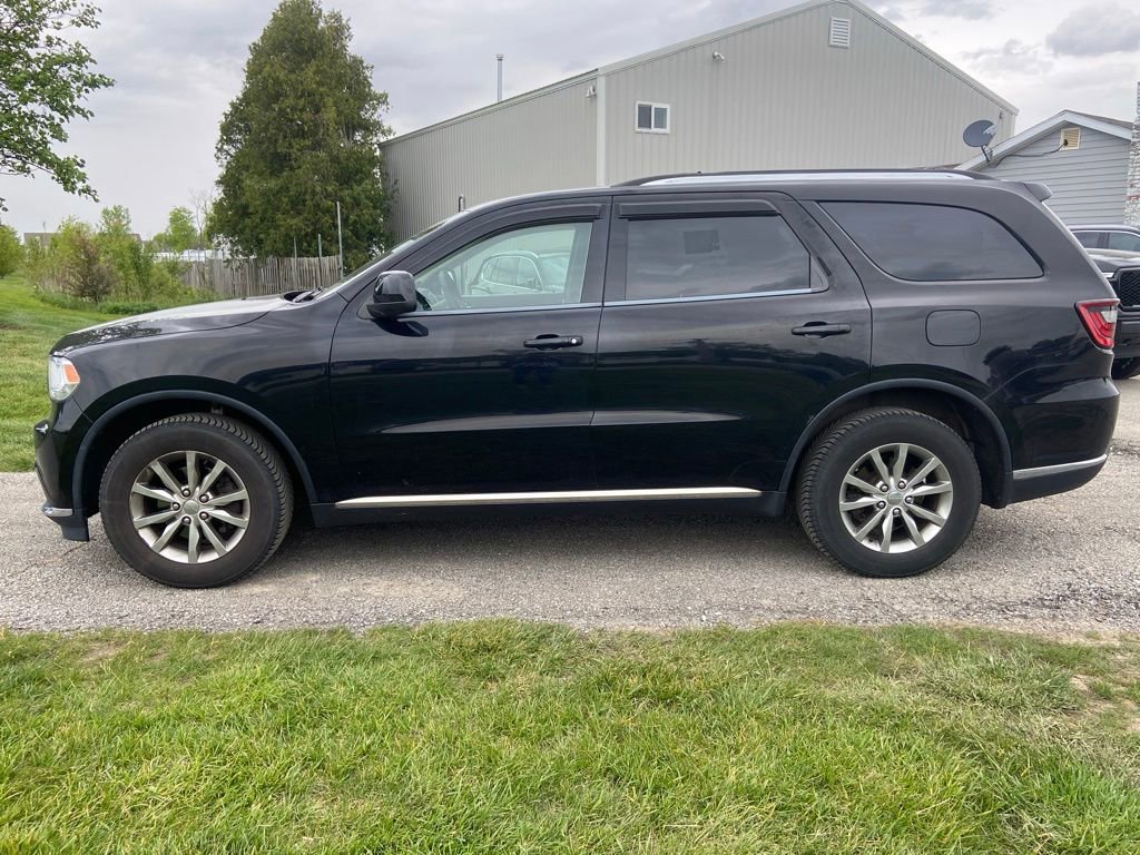 Used 2018 Dodge Durango SXT AWD/4WD image 2