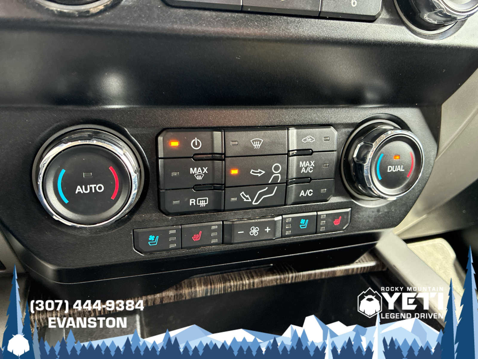 Used 2020 Ford F350 Lariat w/ Chrome Package AWD/4WD image 23