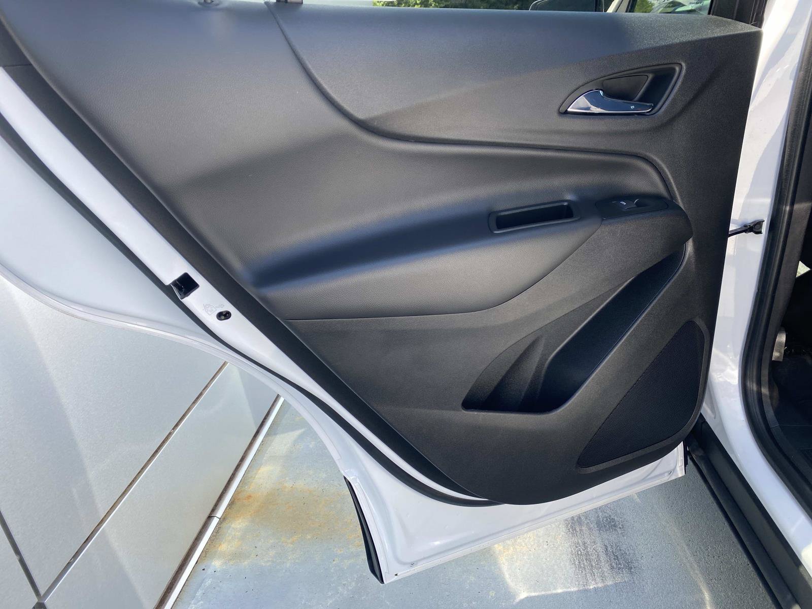 Used 2022 Chevrolet Equinox LT FWD image 12