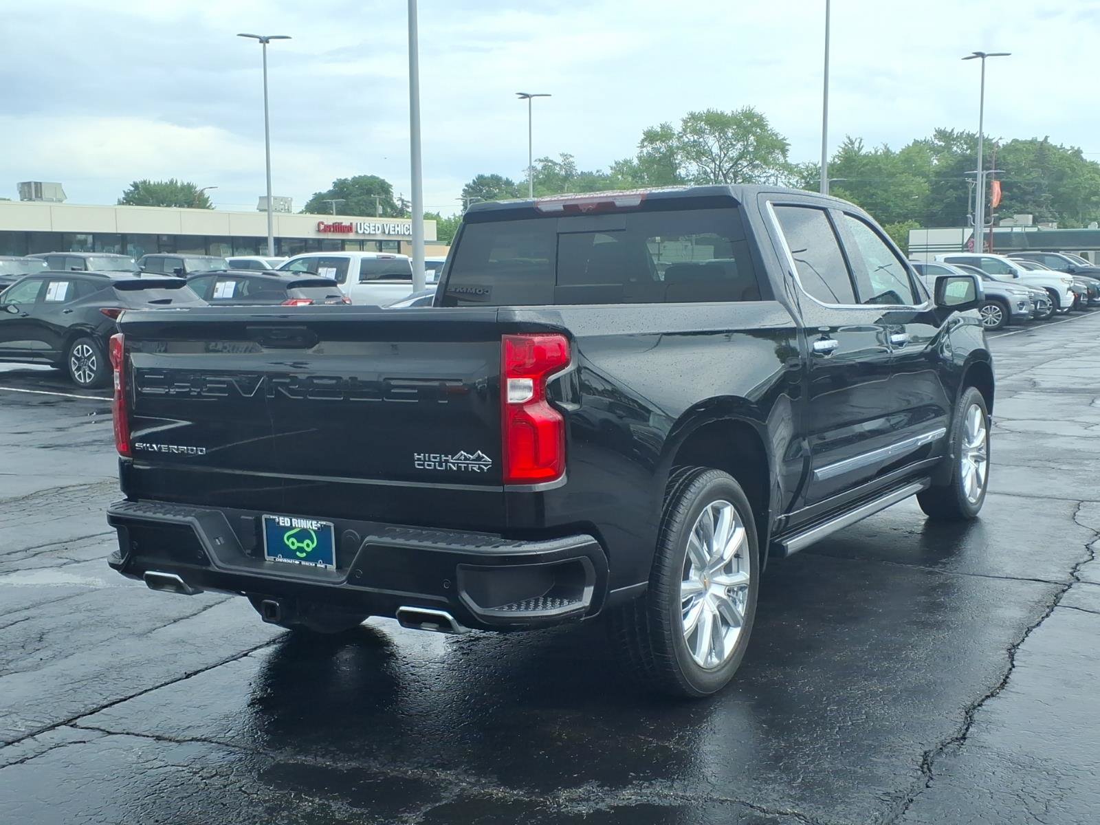 Certified 2025 Chevrolet Silverado 1500 High Country AWD/4WD image 4