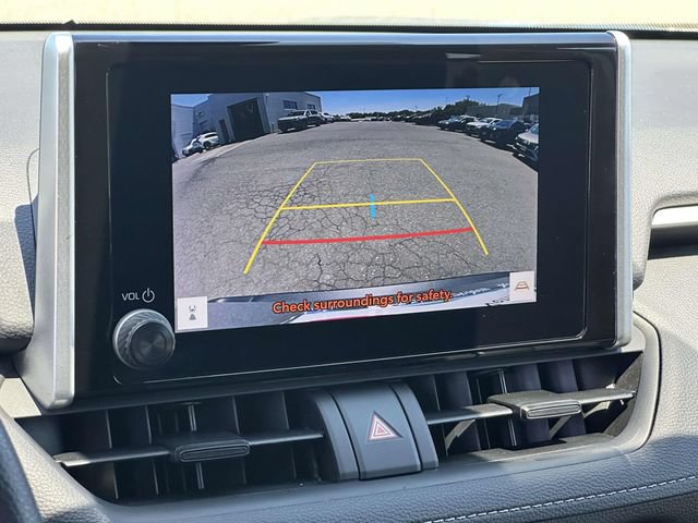 Used 2023 Toyota RAV4 LE AWD/4WD image 33