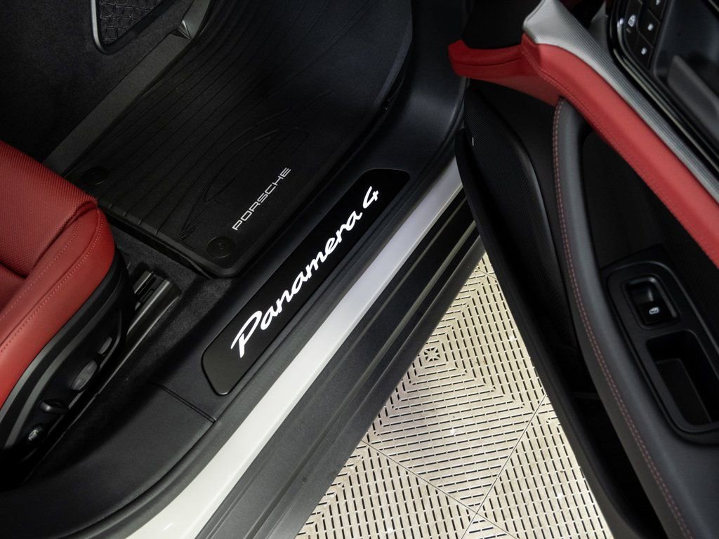 New 2026 Porsche Panamera 4 image 26