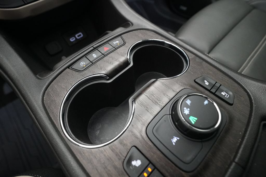 Used 2023 GMC Acadia Denali w/ Trailering Package FWD image 18