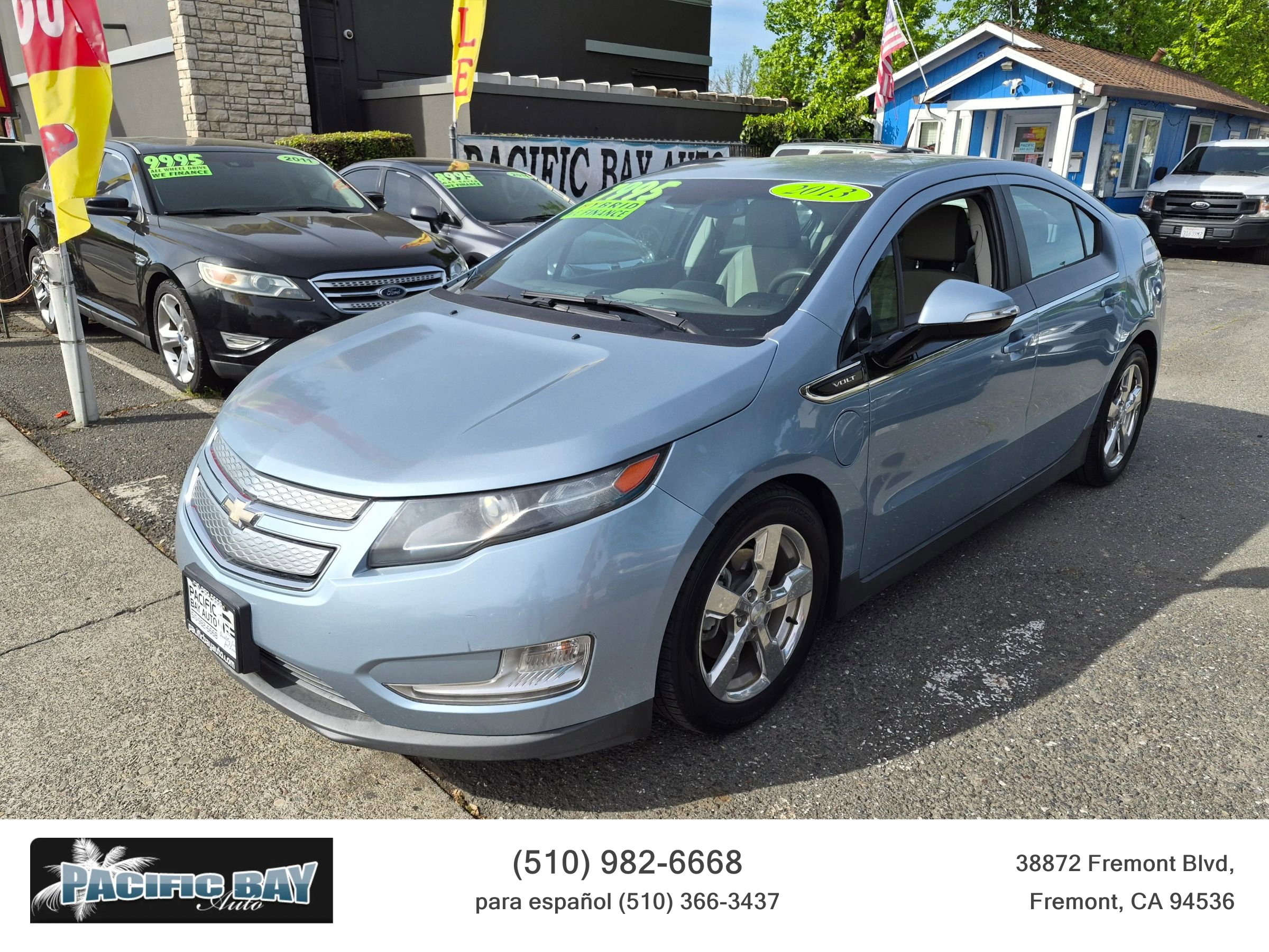 Used 2013 Chevrolet Volt Premium w/ Premium Trim Package image 3