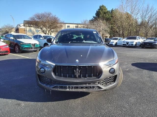 Used 2024 Maserati Levante GT Ultima AWD/4WD image 7
