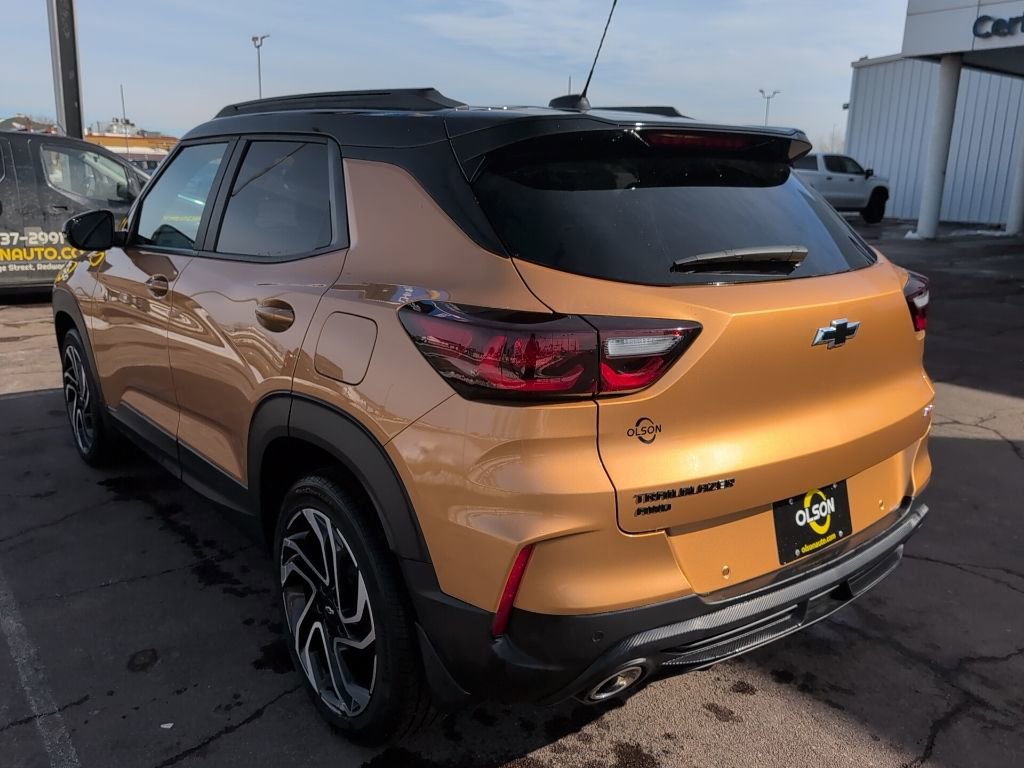 Used 2024 Chevrolet TrailBlazer RS w/ Convenience Package image 3