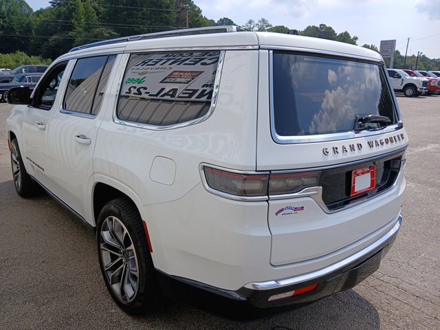 Used 2024 Jeep Grand Wagoneer Series III w/ Rear Seat Video Group 1 AWD/4WD image 6