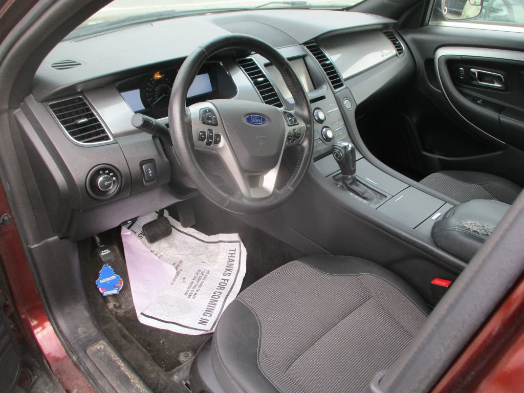 Used 2015 Ford Taurus SEL w/ Equipment Group 201A FWD image 14