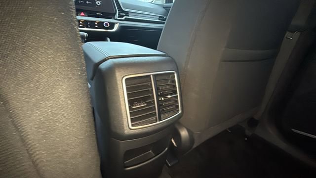 Used 2024 Kia Sportage LX image 24