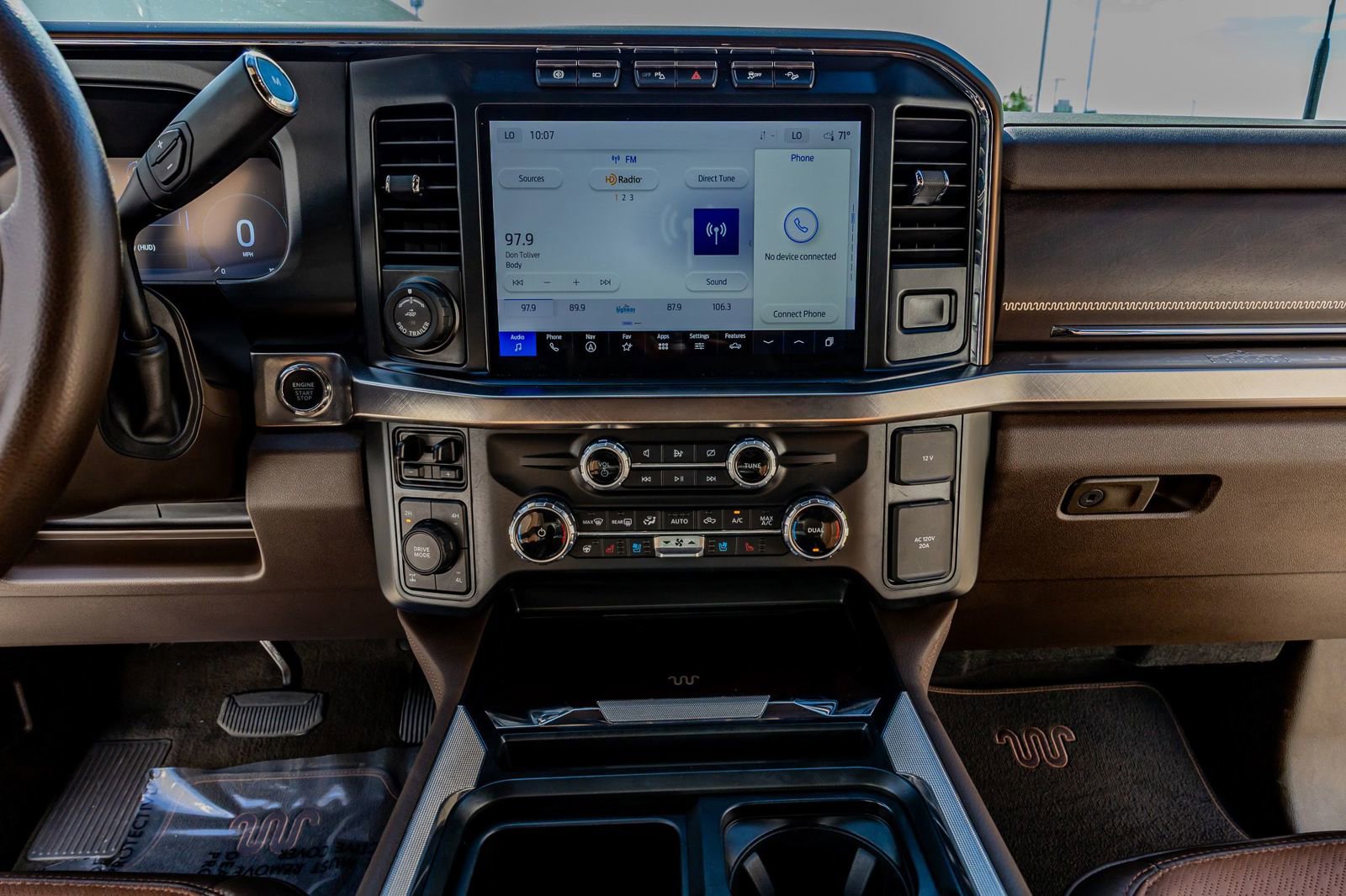 Used 2023 Ford F250 King Ranch w/ Chrome Package image 25