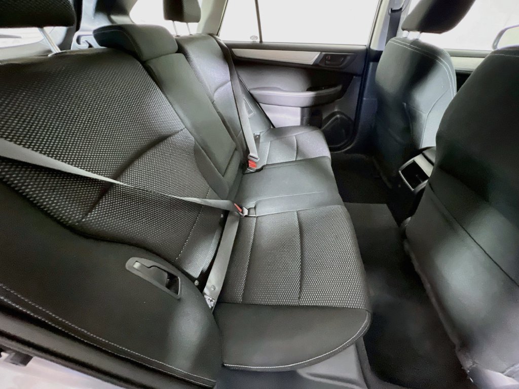 Used 2019 Subaru Outback 2.5i AWD/4WD image 23