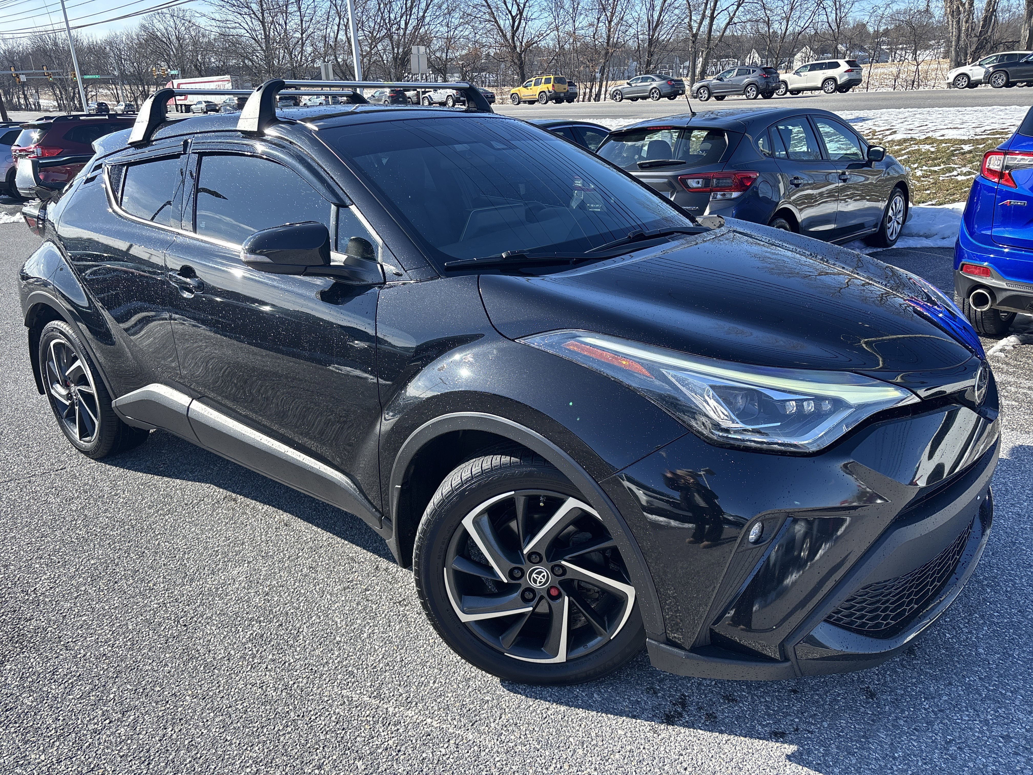 Used 2021 Toyota C-HR Limited image 2