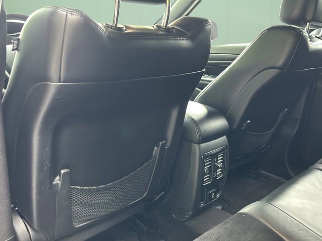 Used 2018 Jeep Grand Cherokee Altitude AWD/4WD image 23
