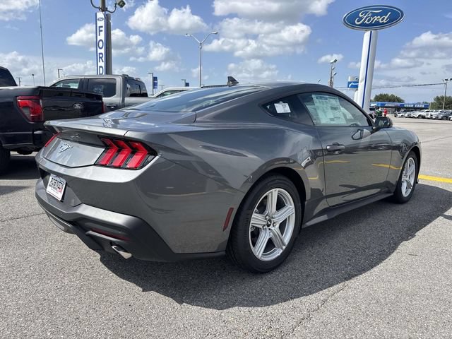 New 2026 Ford Mustang Coupe RWD image 5