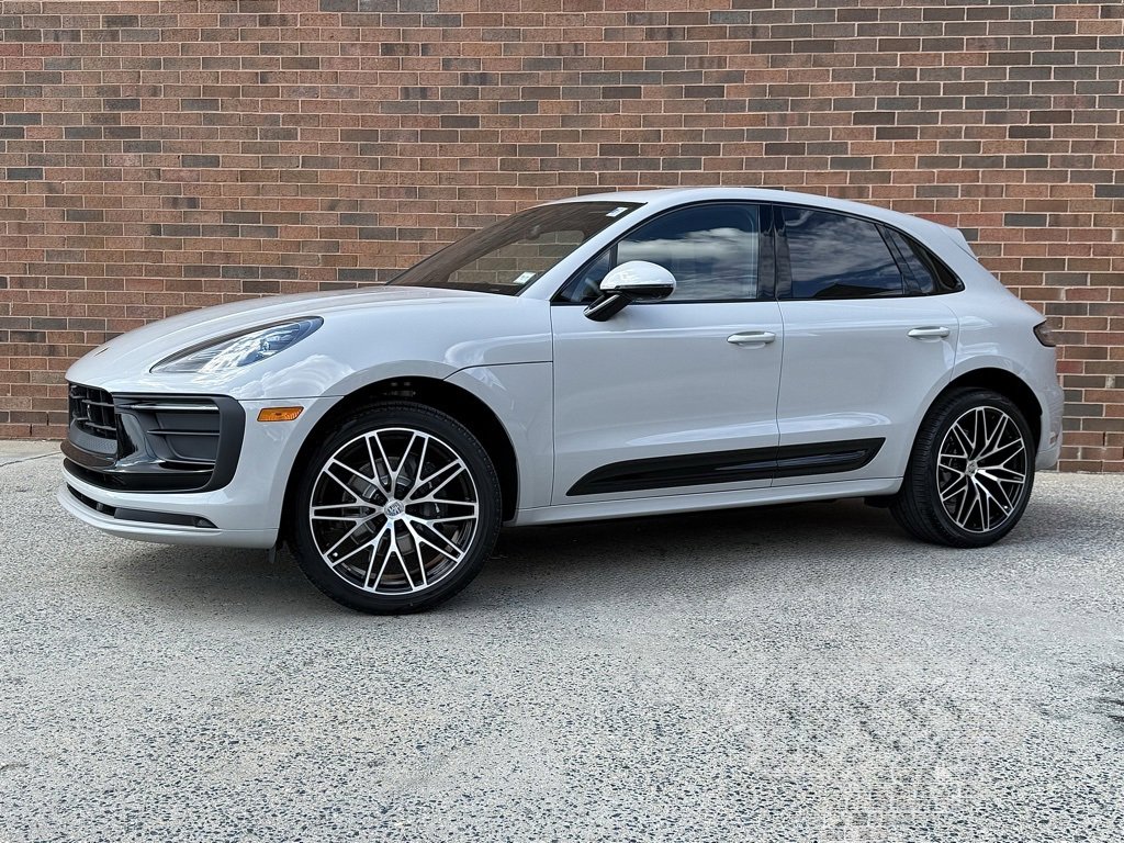 New 2026 Porsche Macan image 1