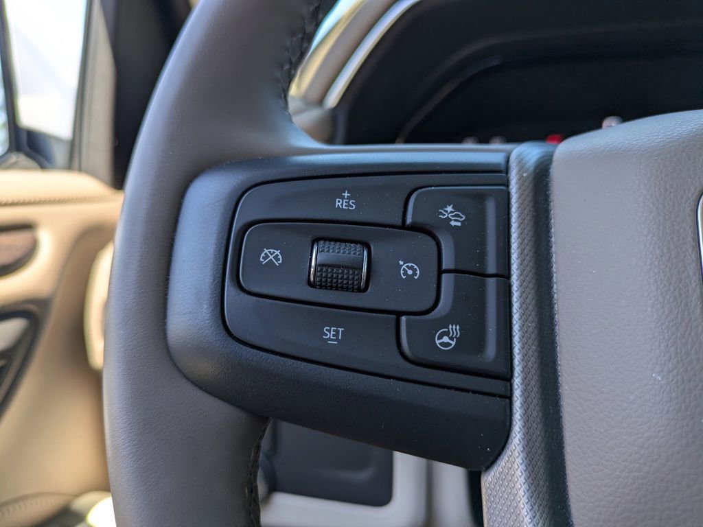 Used 2023 GMC Yukon XL Denali AWD/4WD image 28