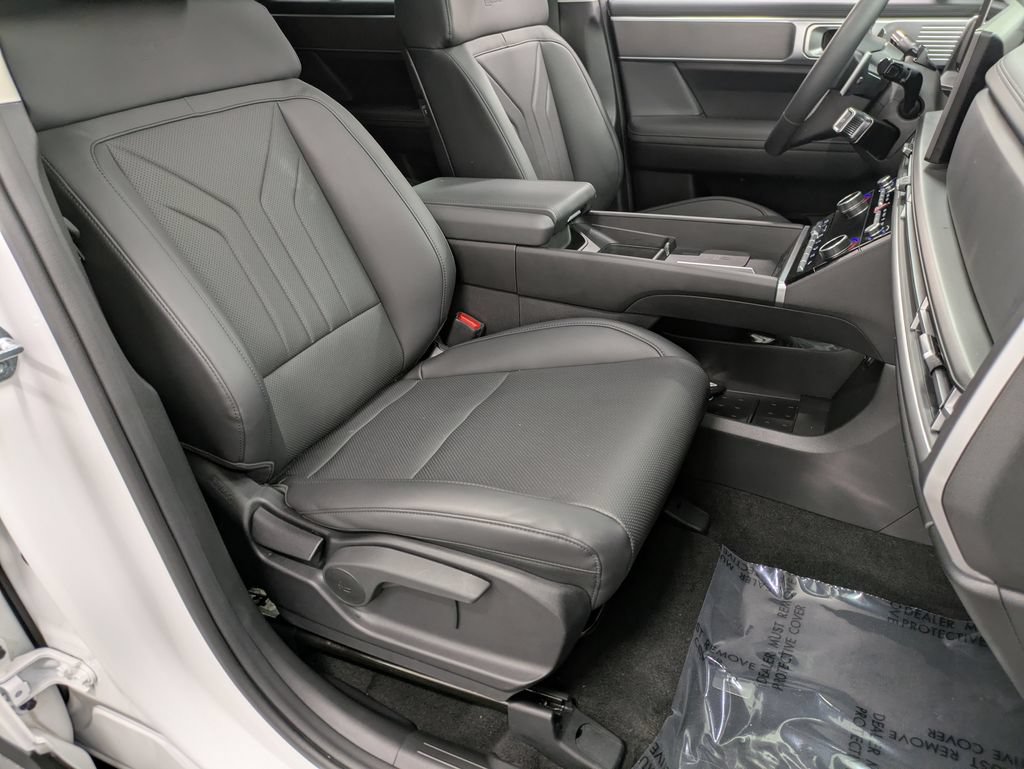 Used 2025 Hyundai Santa Fe XRT AWD/4WD image 28