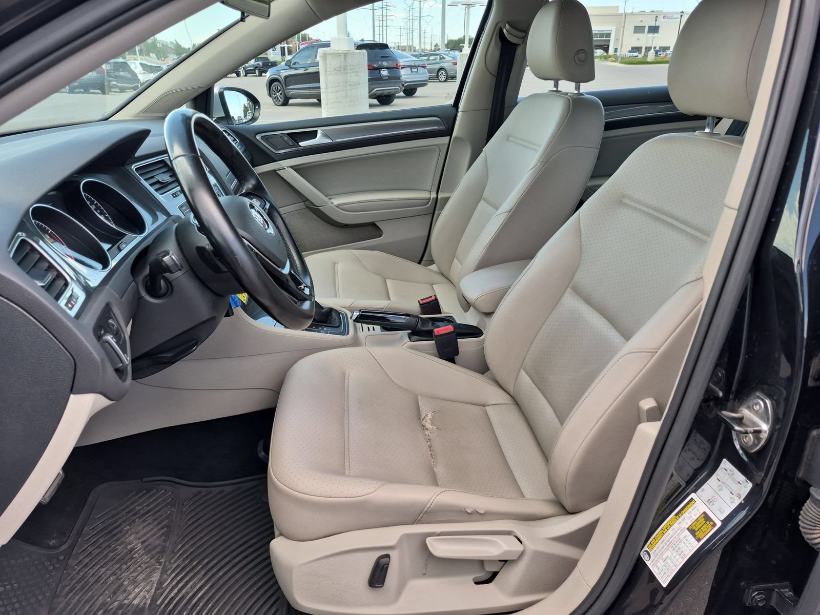 Used 2017 Volkswagen Golf Alltrack S AWD/4WD image 24