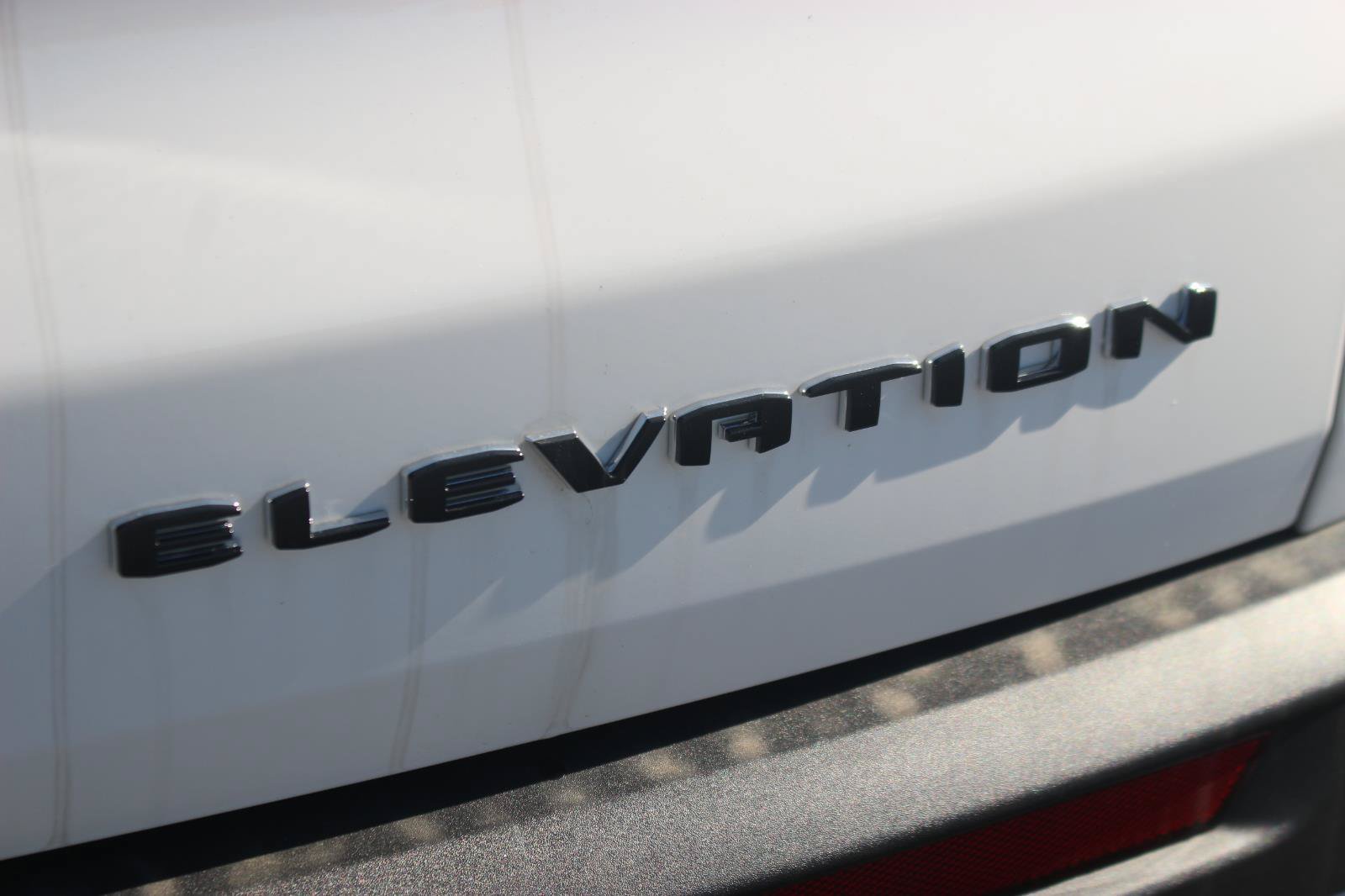 New 2025 GMC Acadia Elevation w/ Elevation Premium Package FWD image 10