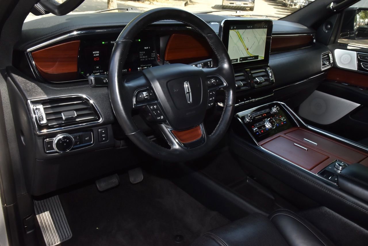 Used 2021 Lincoln Navigator Reserve w/ Luxury Package image 36