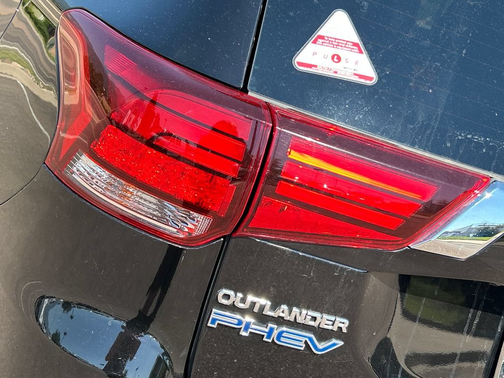 Used 2020 Mitsubishi Outlander GT AWD/4WD image 24