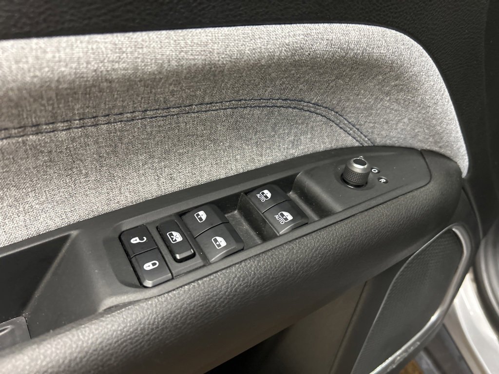 Used 2024 Jeep Compass Sport image 25