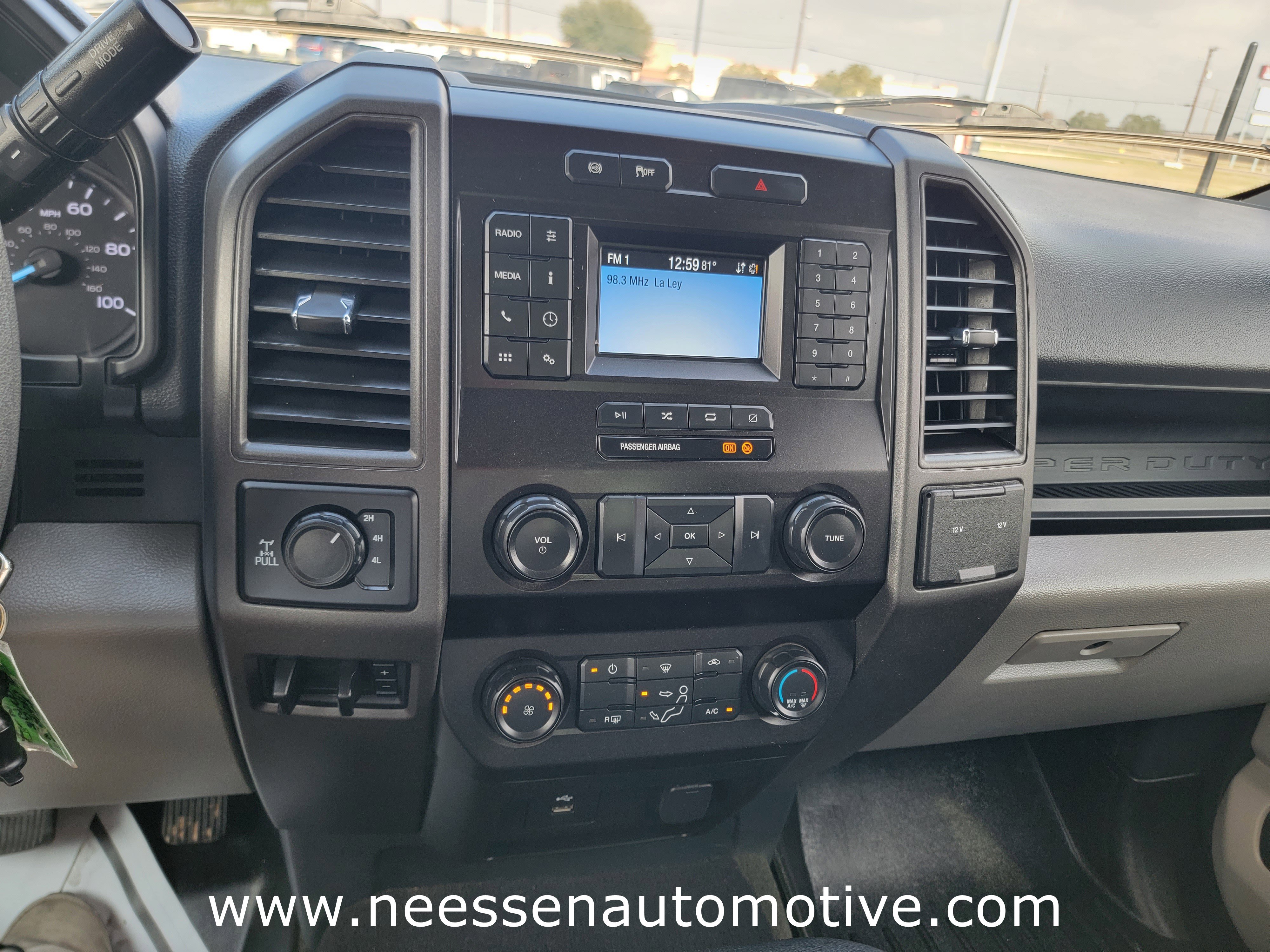 Used 2022 Ford F250 XL w/ STX Appearance Package image 29