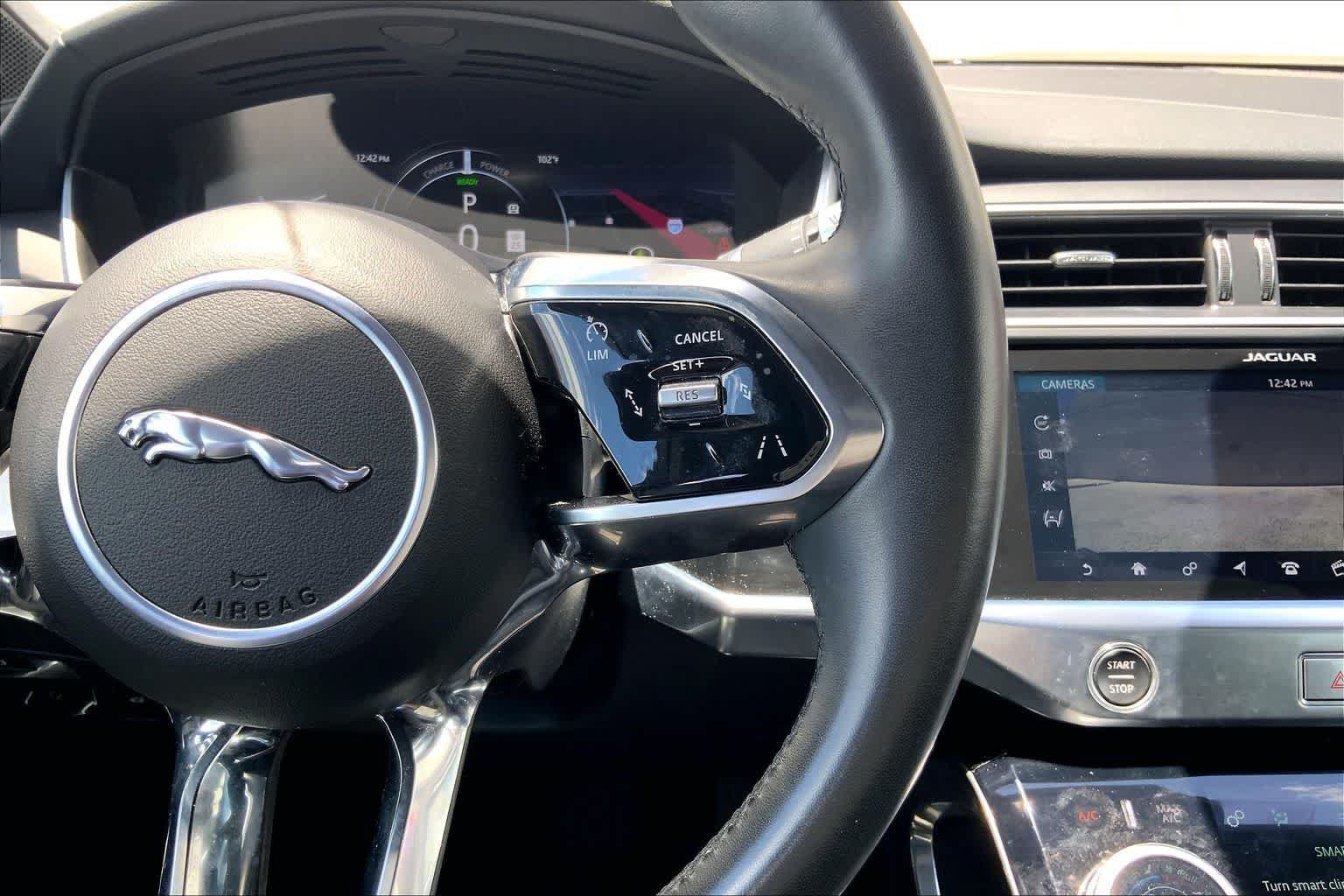 Used 2020 Jaguar I-PACE SE AWD/4WD image 25
