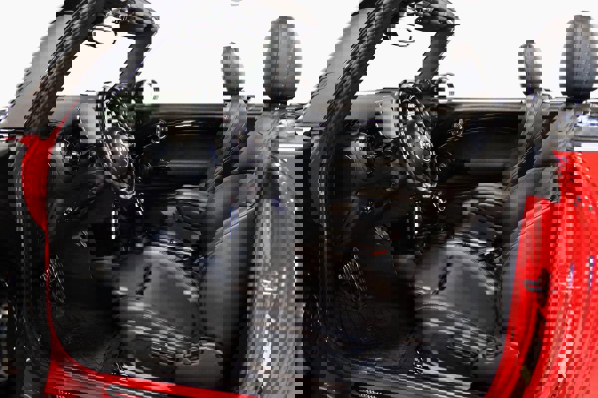 Used 2022 MINI Cooper John Cooper Works w/ Premium Package image 41