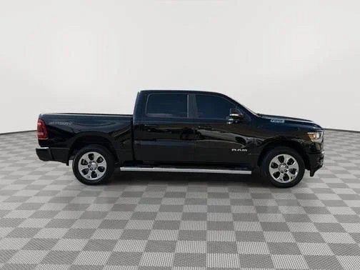 Used 2020 RAM 1500 Big Horn AWD/4WD image 2
