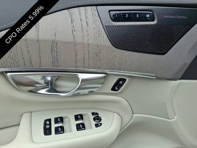 Certified 2025 Volvo XC90 T8 Ultra w/ Protection Package AWD/4WD image 16