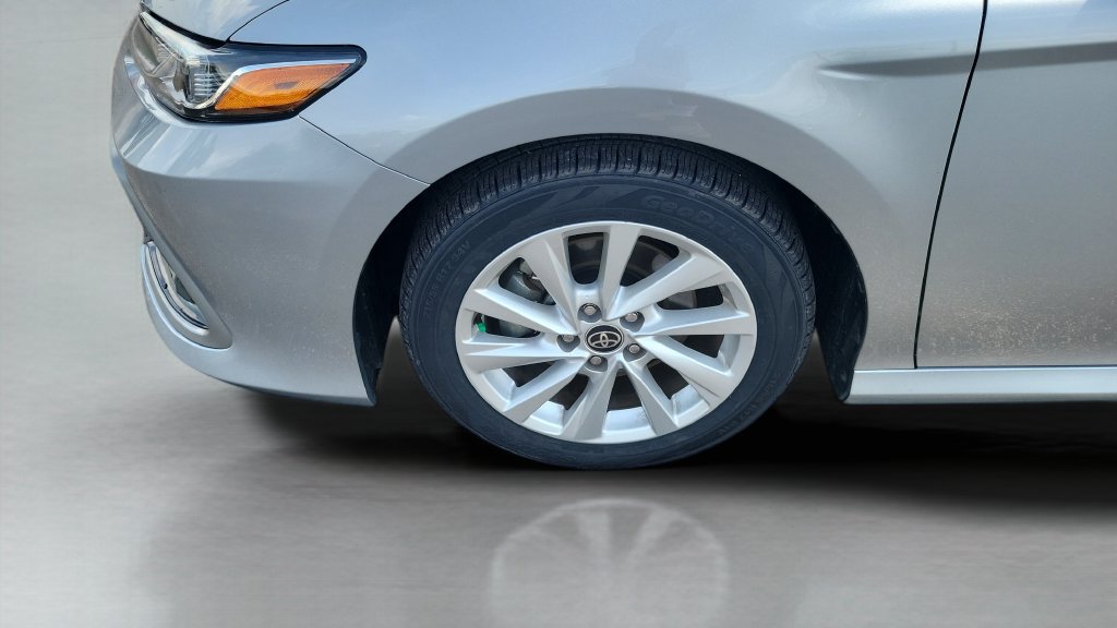 Used 2024 Toyota Camry LE FWD image 10