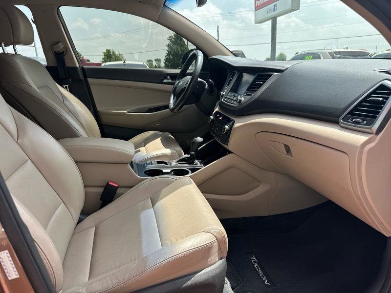Used 2017 Hyundai Tucson SE Plus FWD image 4